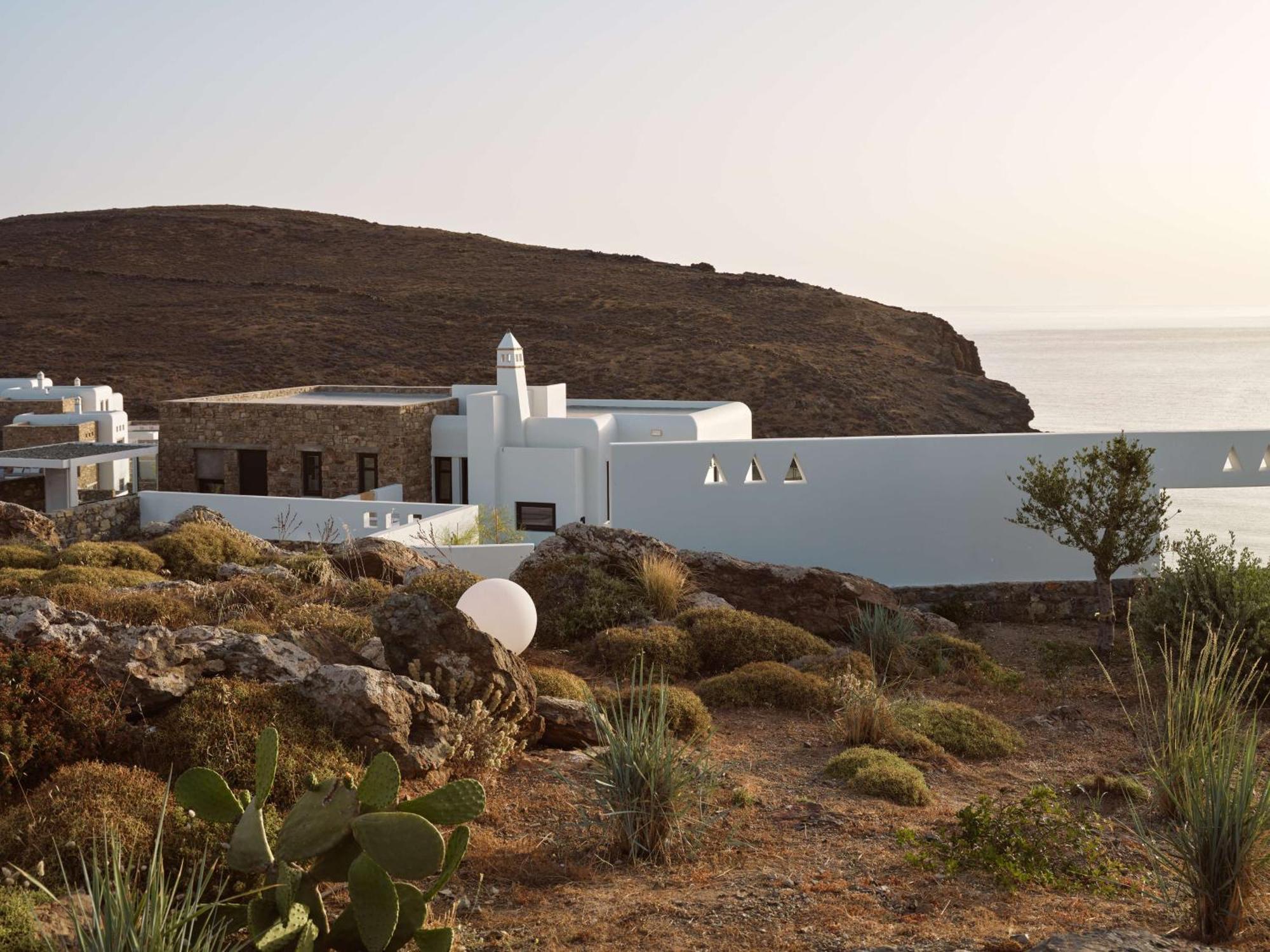 Semeli Coast Mykonos Curio Collection By Hilton Hotel Merchia Beach Exterior photo