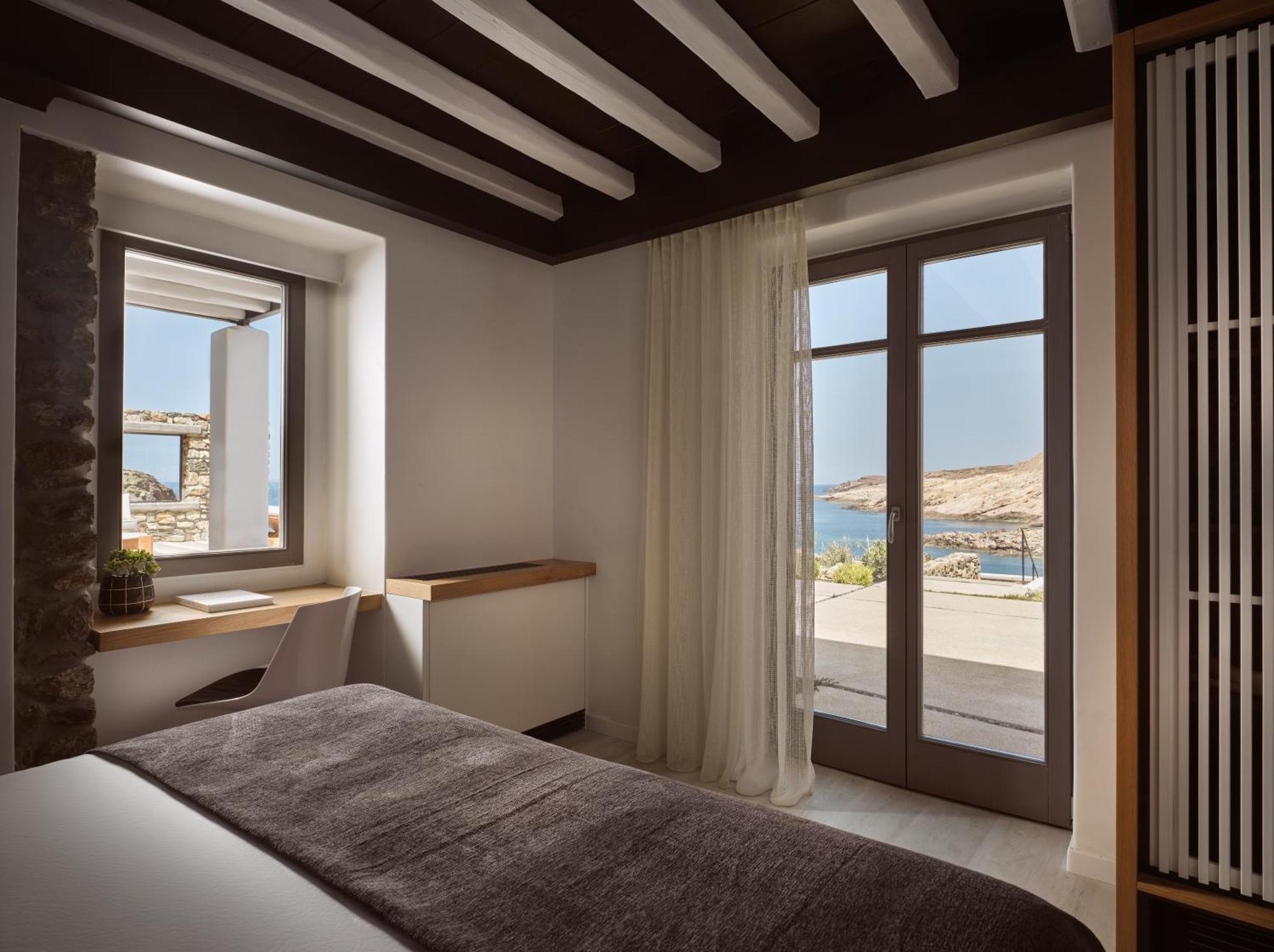 Semeli Coast Mykonos Curio Collection By Hilton Hotel Merchia Beach Exterior photo